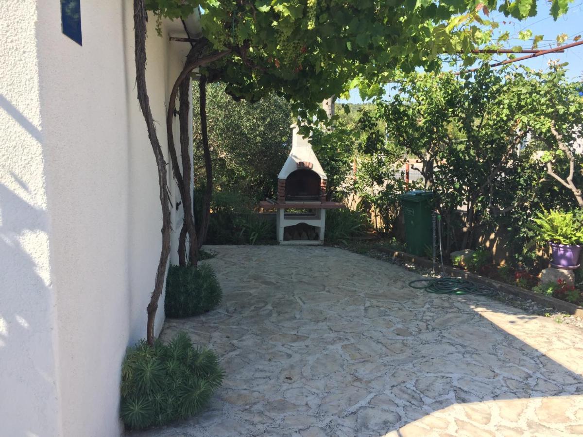 Holiday Home Casa Bianca Sukošan Esterno foto